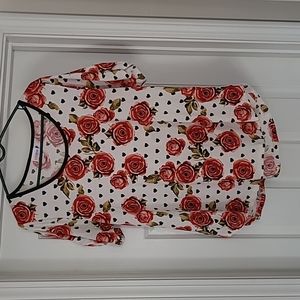 LuLaRoe Top Shirt Morgan XL White Red Roses Black Hearts